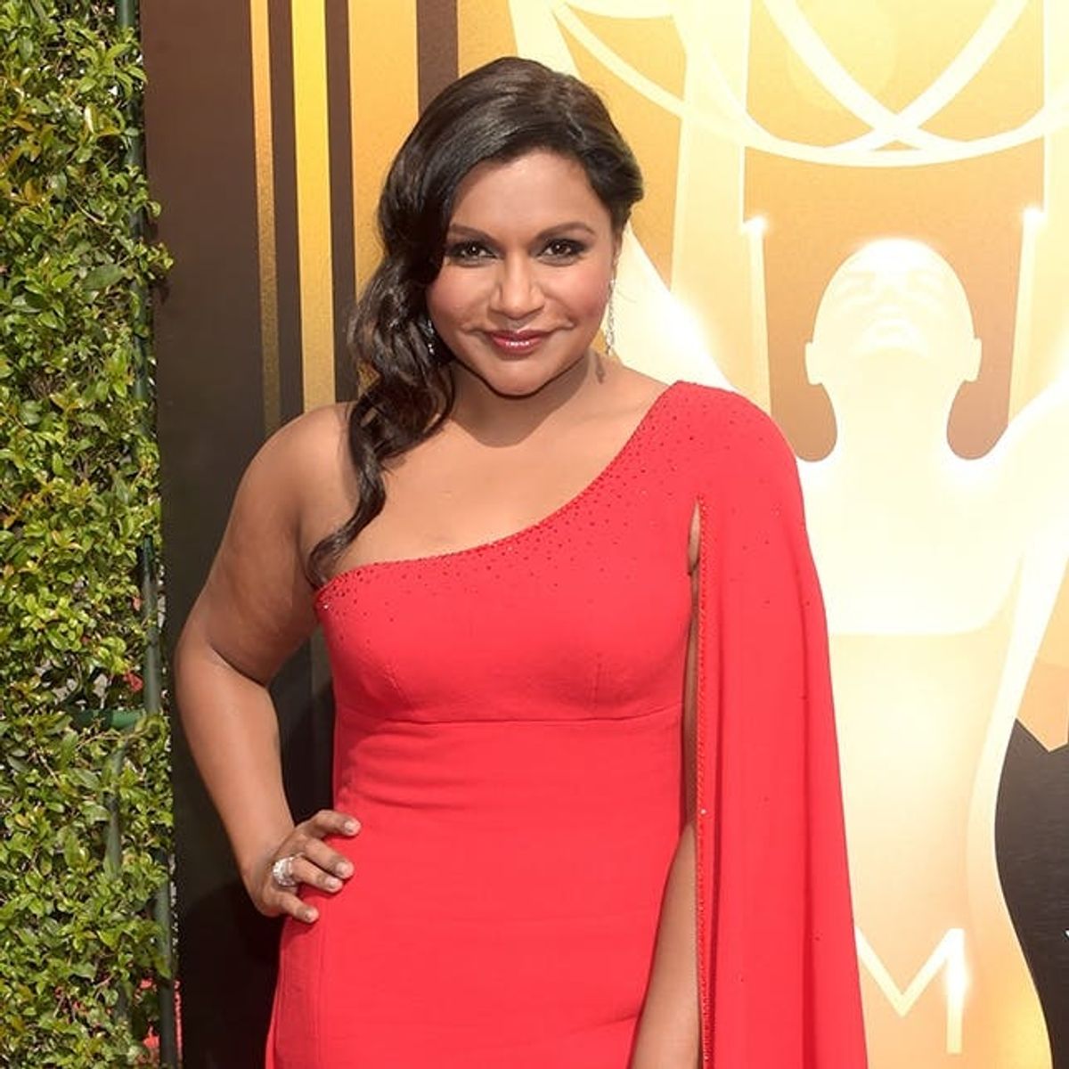 Mindy Kaling Had the Most DIYable Accessory at the Emmys