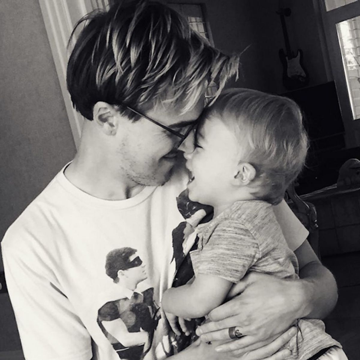 Watch This Singer’s Super Adorable Video Game-Inspired Pregnancy Announcement