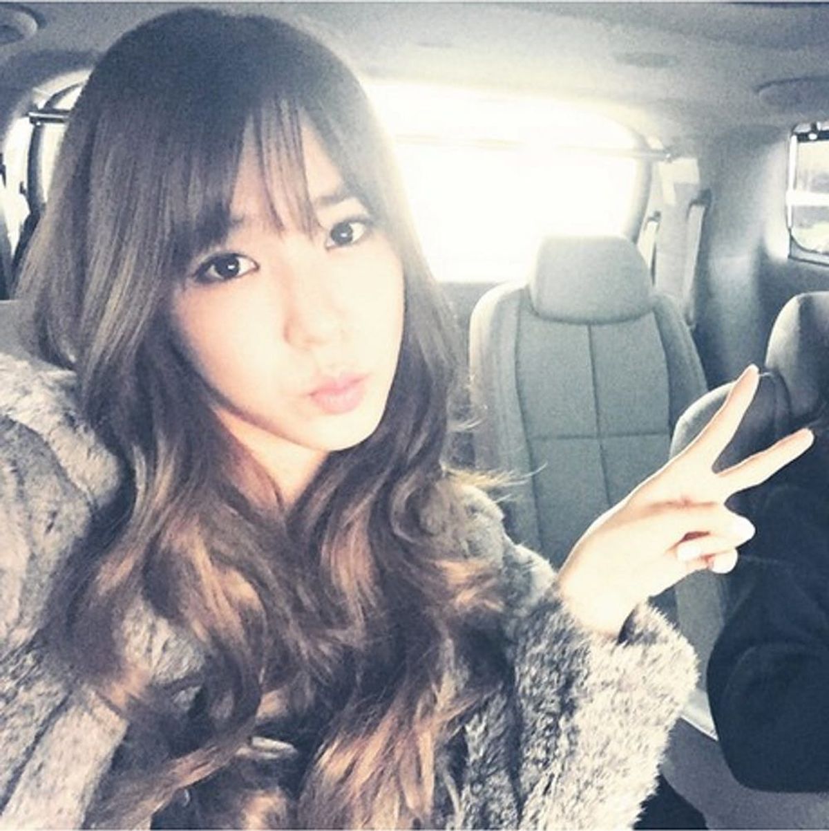 This Is How to Style Your Bangs for Spring