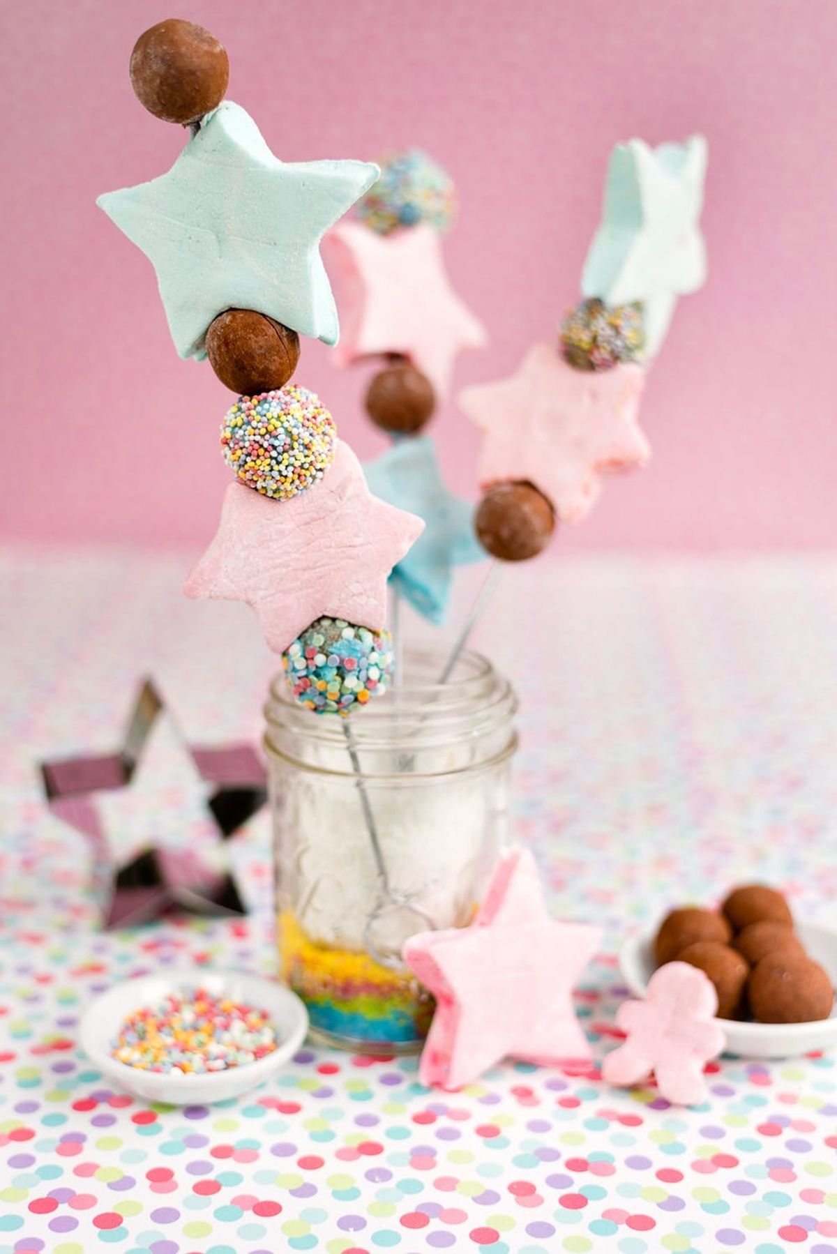 These Marshmallow Candy Kabobs Must Be Your New Festive Tradition