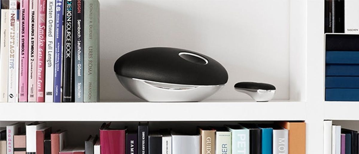 Made Us Look: This Bluetooth Speaker Doubles as a Modern Karaoke Machine!