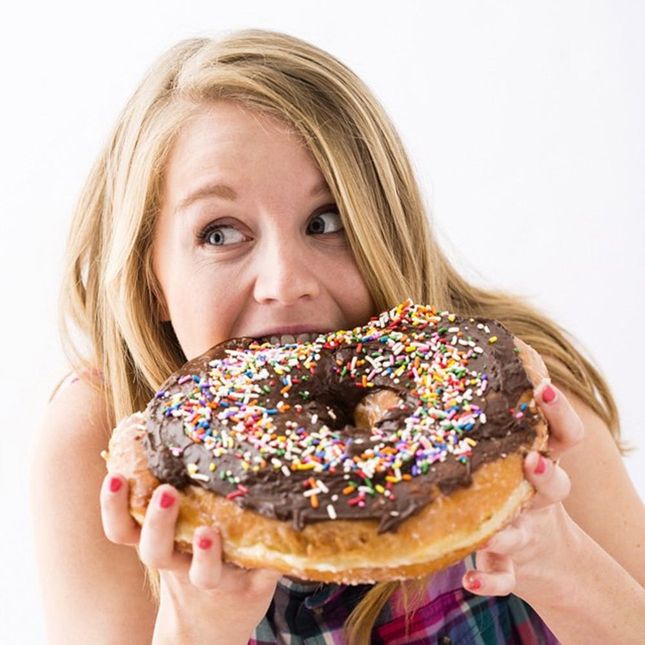 This Study Shows the Way to a Woman’s Heart Is Her Stomach Too Brit + Co