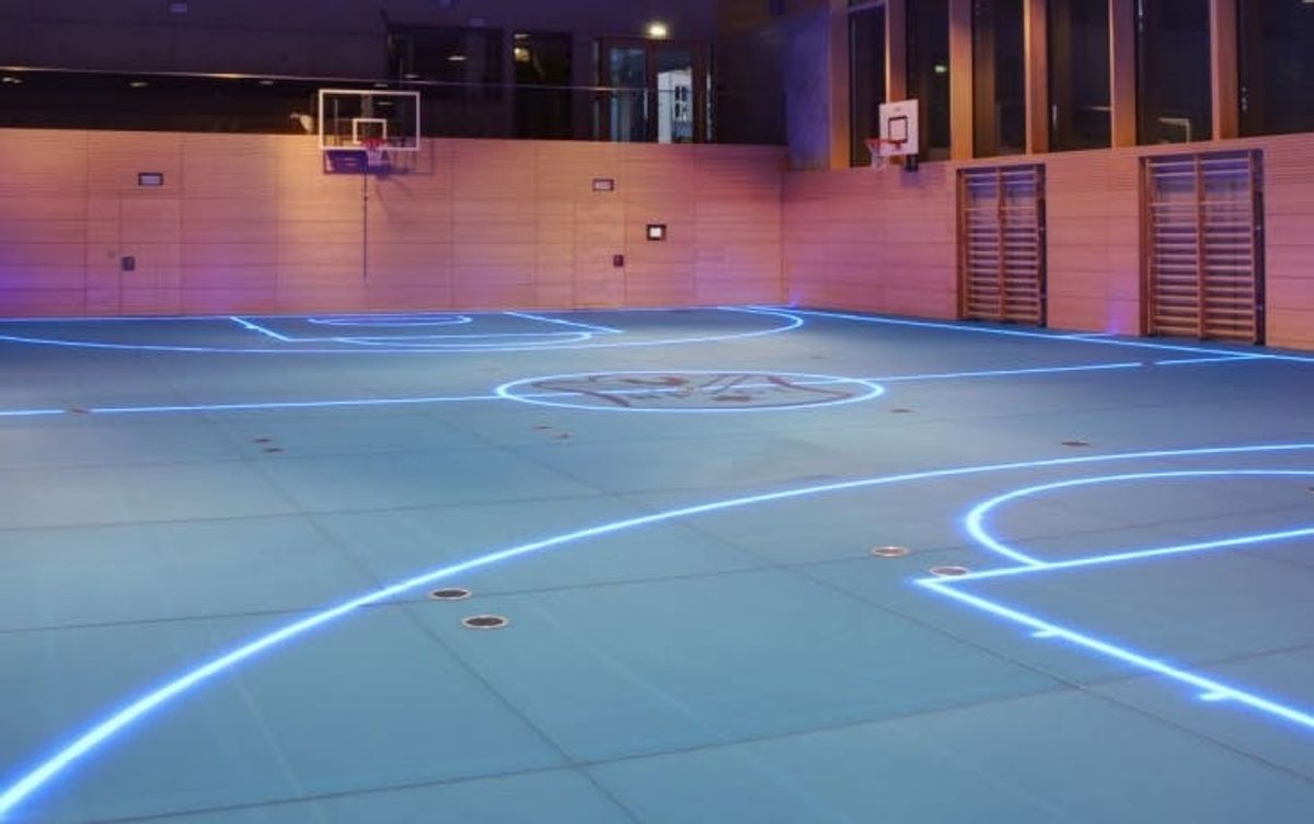 The BritList: R2D2 Heels The Video Game Cake and More Brit   Co