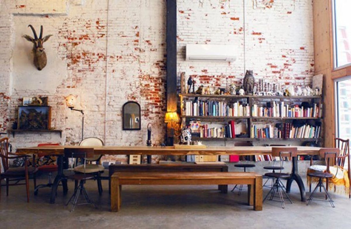 17 Decorating Ideas to Give Your Apartment a Lumbersexual Makeover