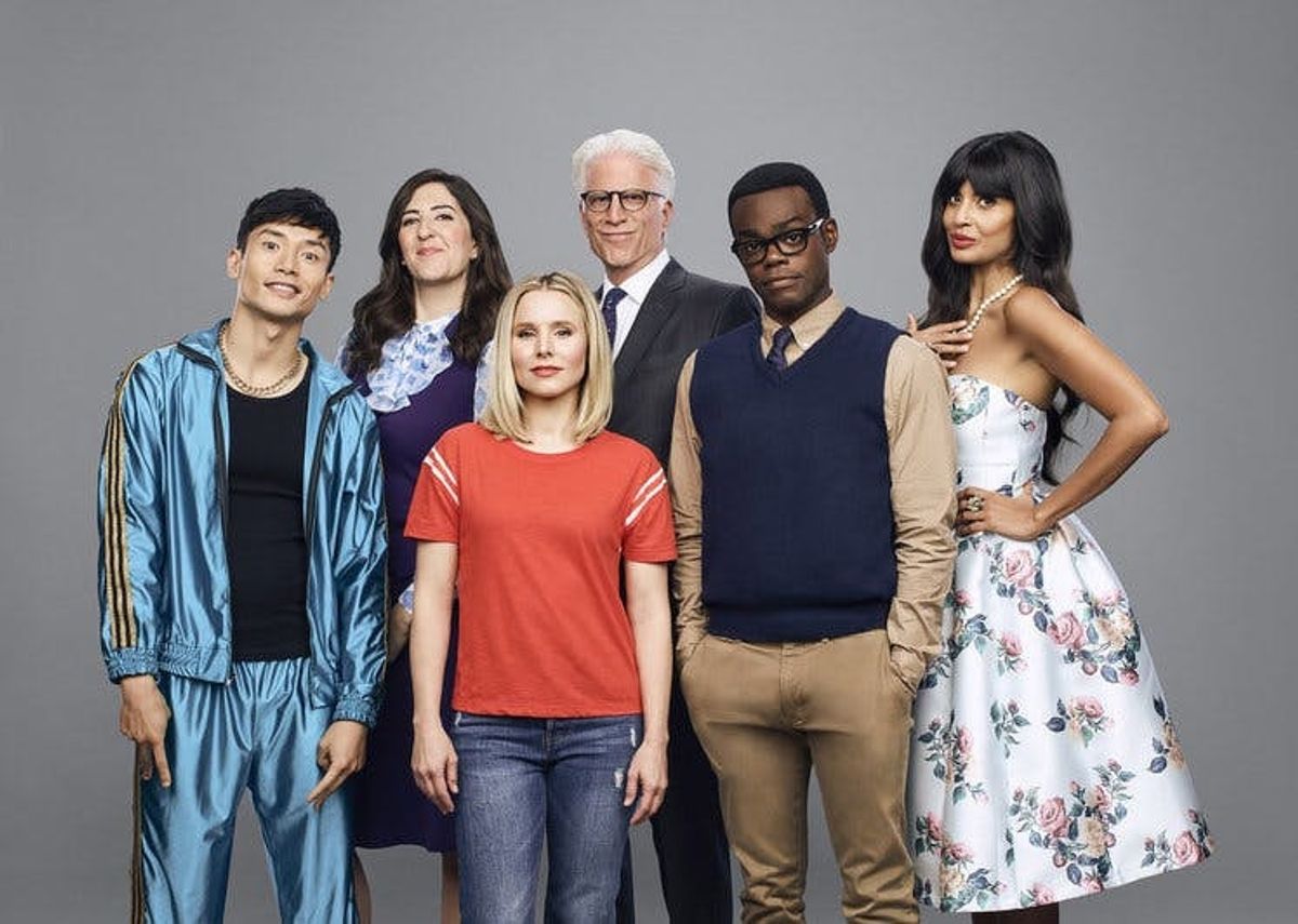 Binge-Worthy Bulletin: 8 Reasons We're Obsessed With 'The Good Place'