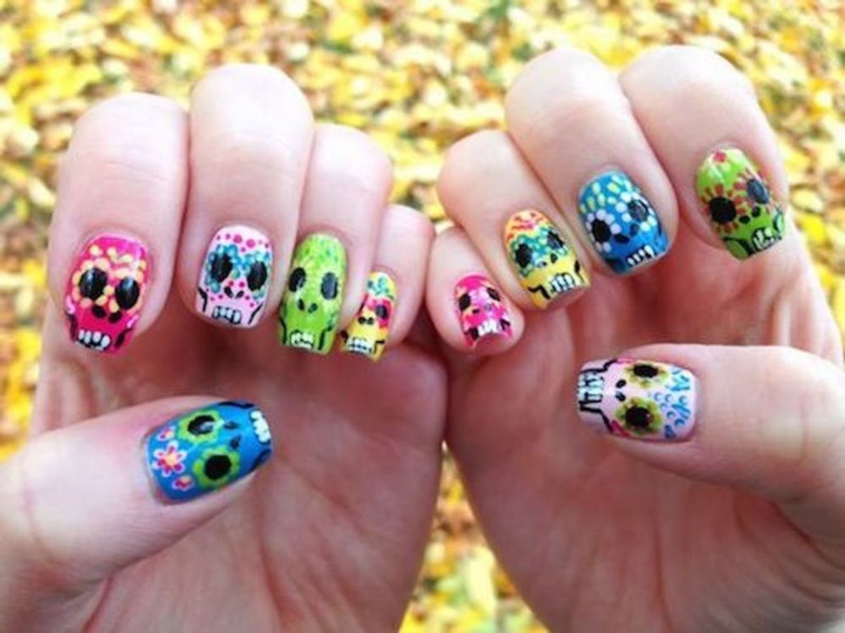 20 Manicures Inspired by Dia de los Muertos