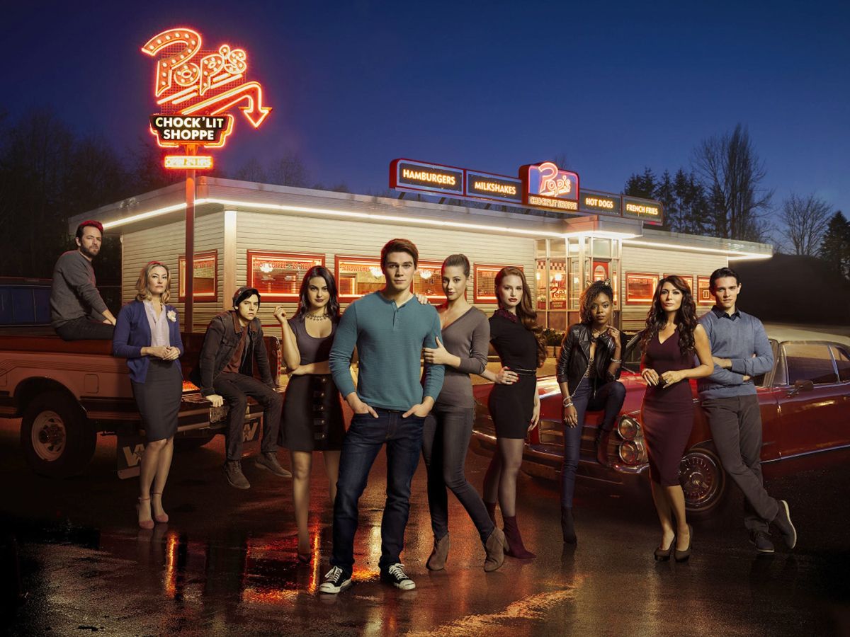 Binge-Worthy Bulletin: 8 Reasons We're Obsessed With 'Riverdale'