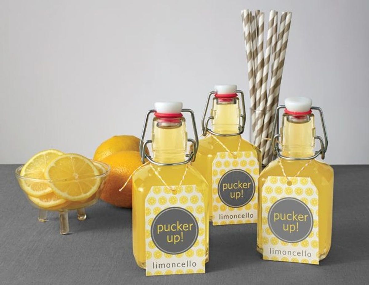 18 Edible Holiday Gifts With Printable Labels to Match