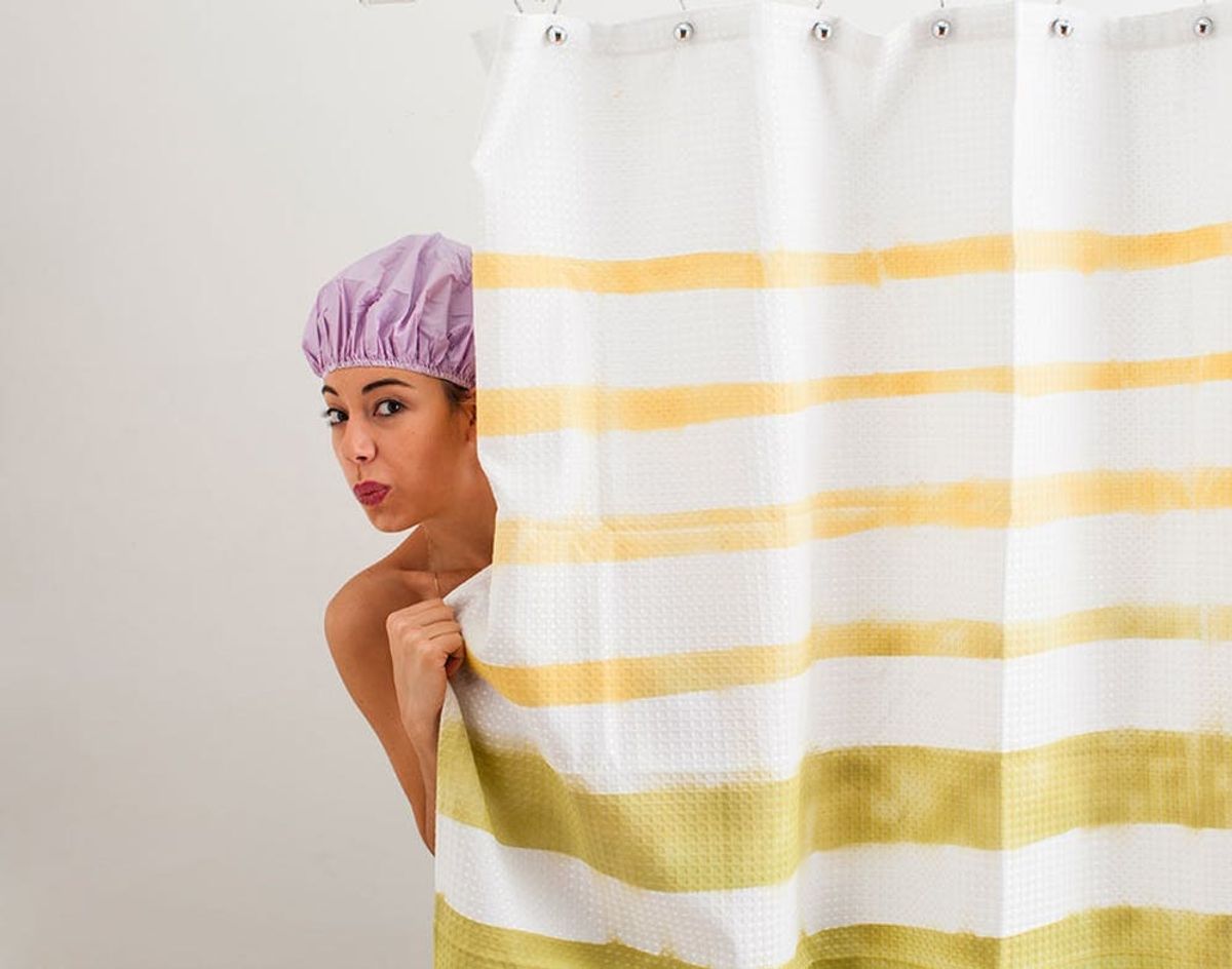 12 DIYs for a Bathroom Makeover