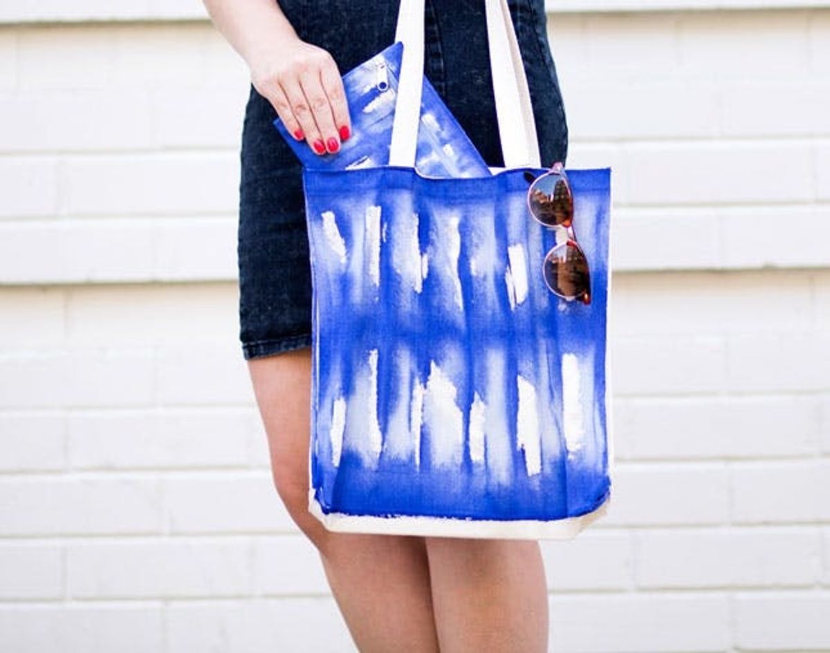 How to Create Your Own Faux Shibori Tote and Pouch