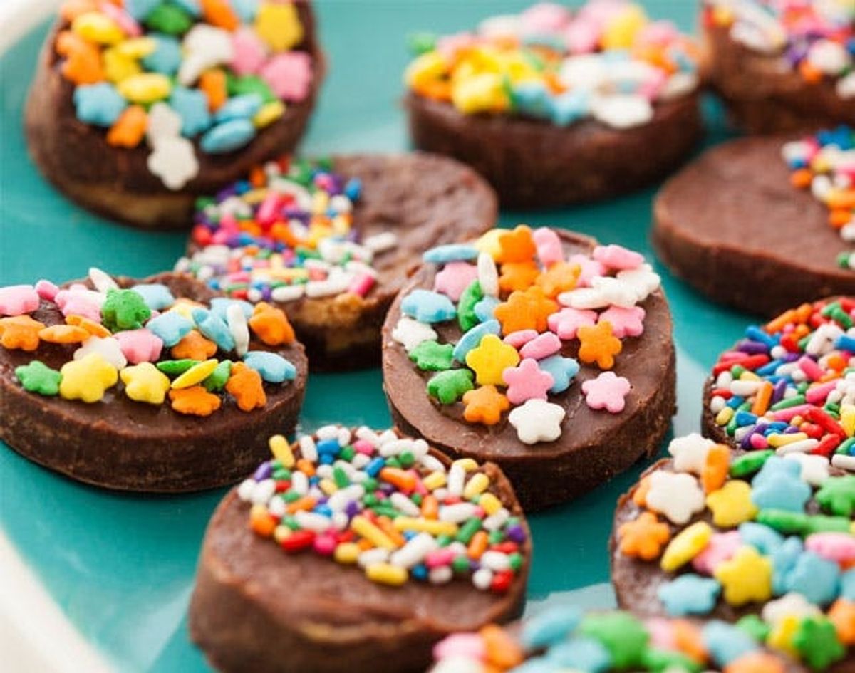 Hop to It! Make This Chocolate Peanut Butter Easter Egg Fudge