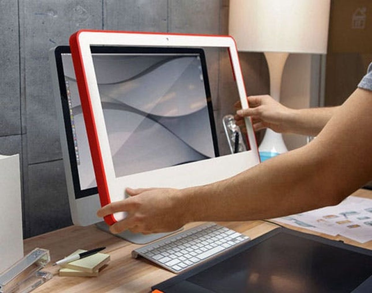 Made Us Look: A Whiteboard That Clips Right Onto Your Computer