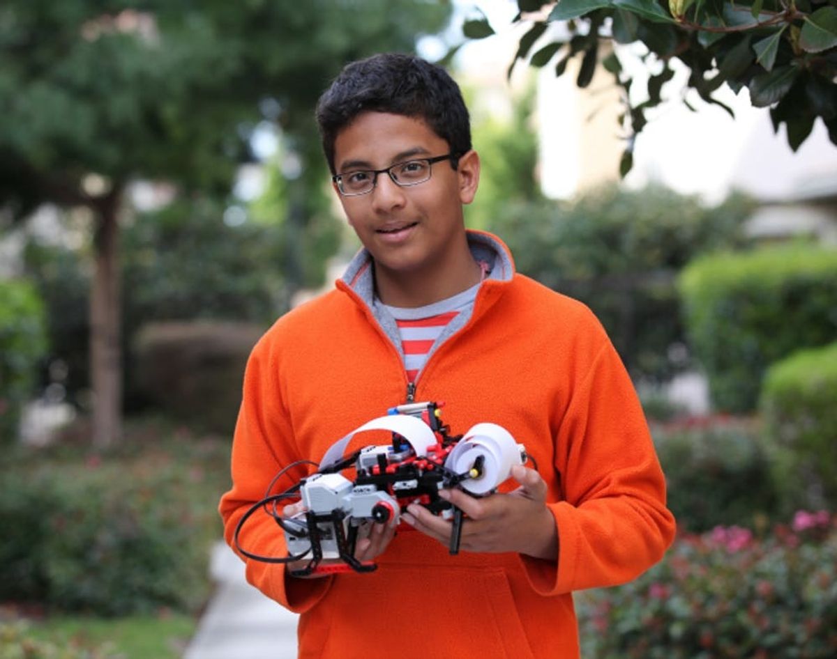 This 8th Grader Built a Braille Printer Out of LEGOs