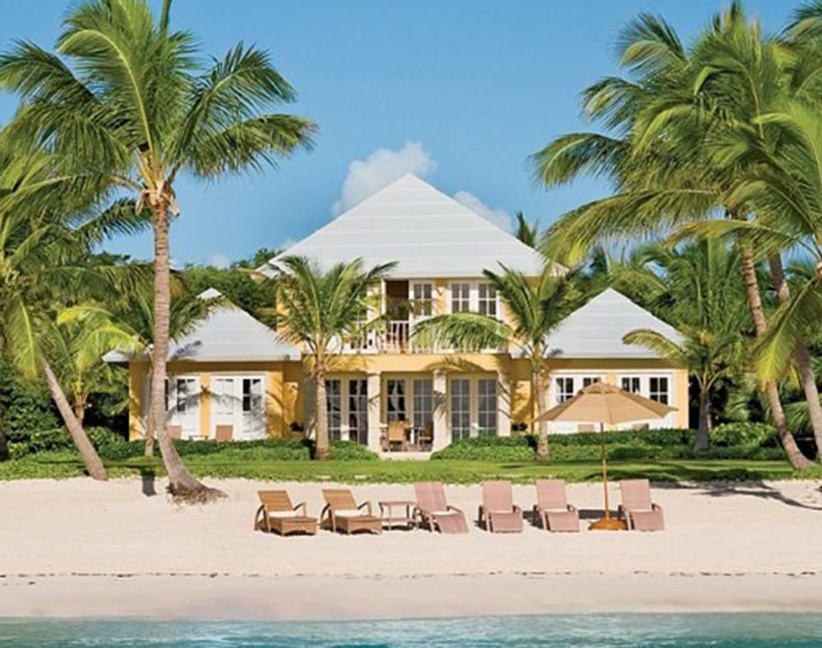 18 Celebrity Oceanside Homes You’ll Swoon Over