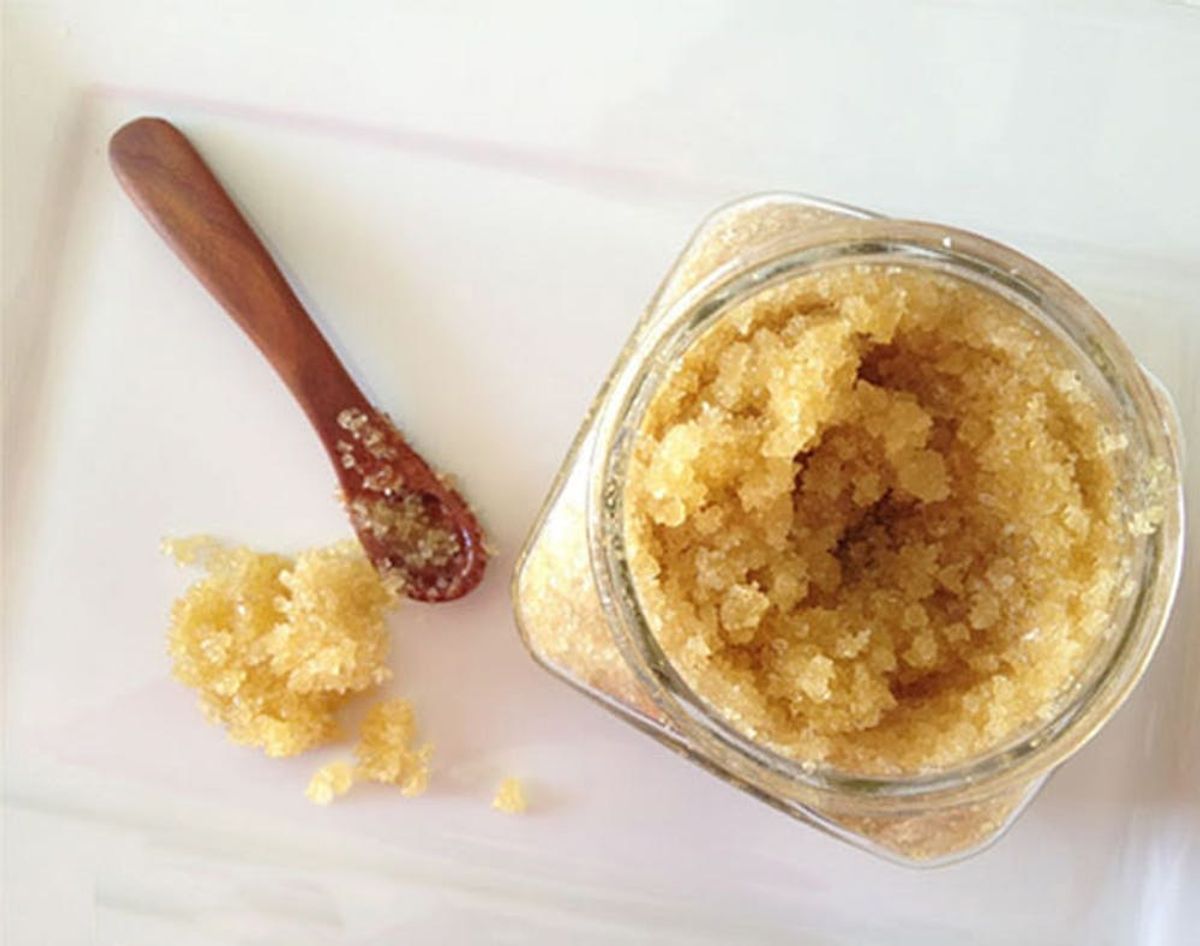 16 Unexpected Beauty DIYs Using Olive Oil