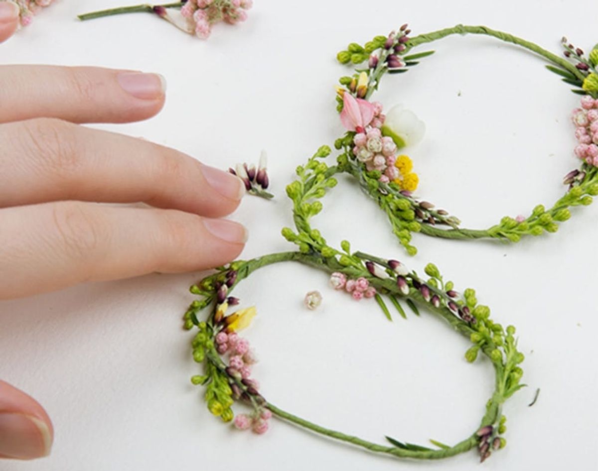 Made Us Look: An Entire Typeface Made of Fresh Flowers