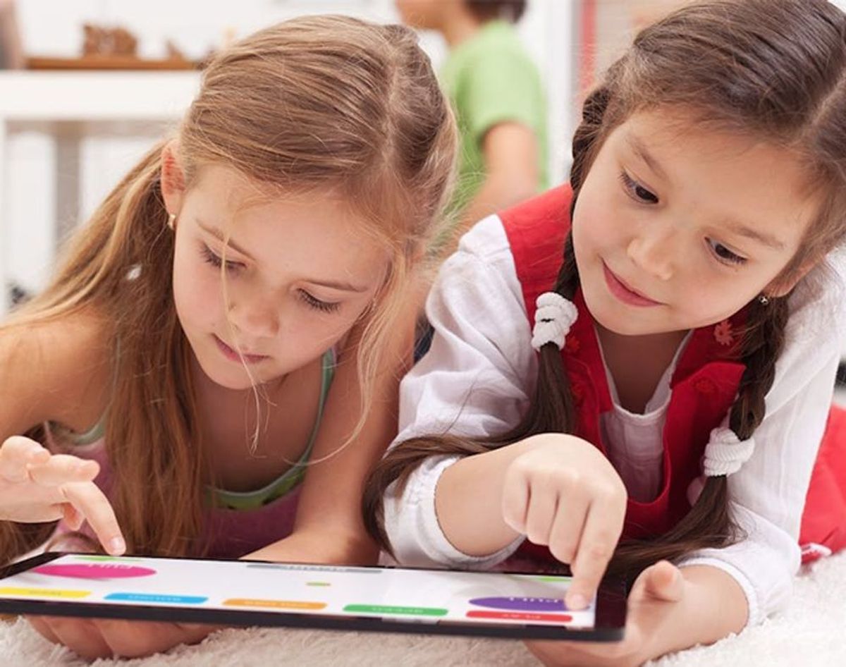 Linkitz Is a Toy That Wants to Teach Girls How to Program