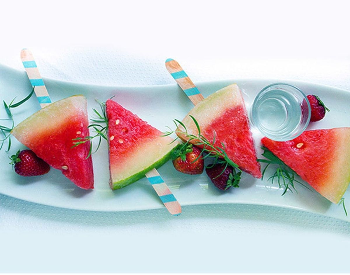 50 Boozy Fruit Recipes for Sippin’ and Snackin’