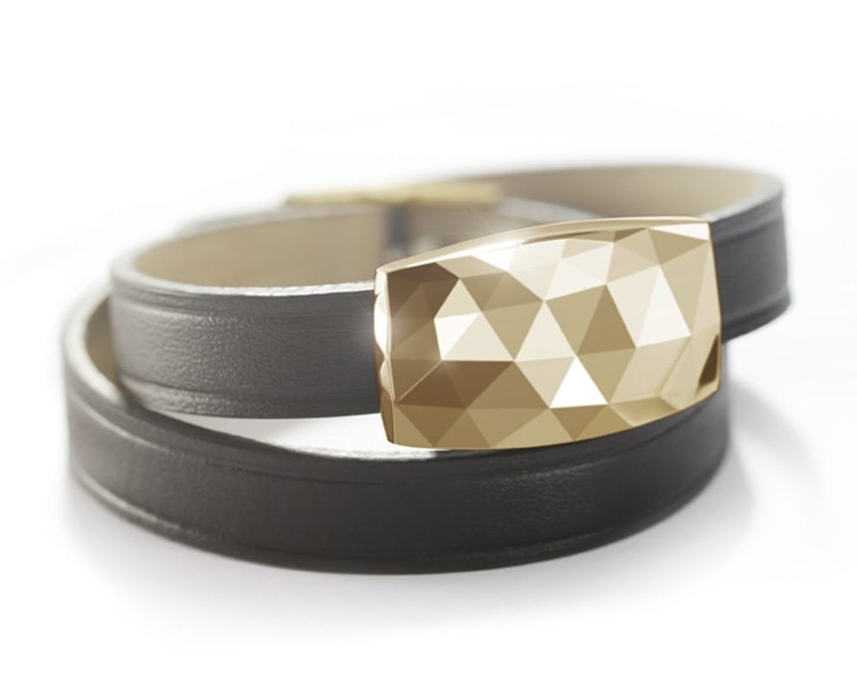 This Bracelet Could Keep You From Ever Getting a Sunburn Again