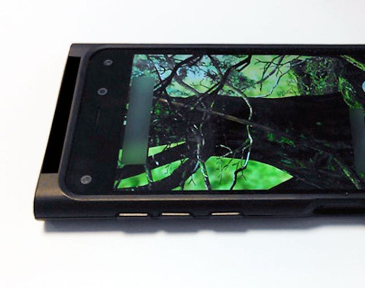 Get a Sneak Peek at Amazon’s New 3D Smartphone Now