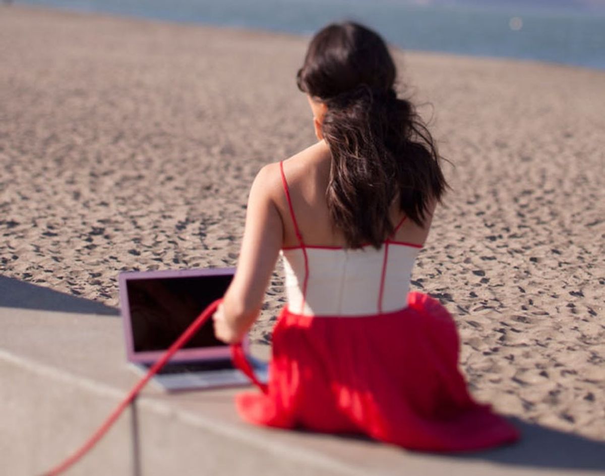 The Solar-Powered Laptop is Happening, Meet the MacBook Sun