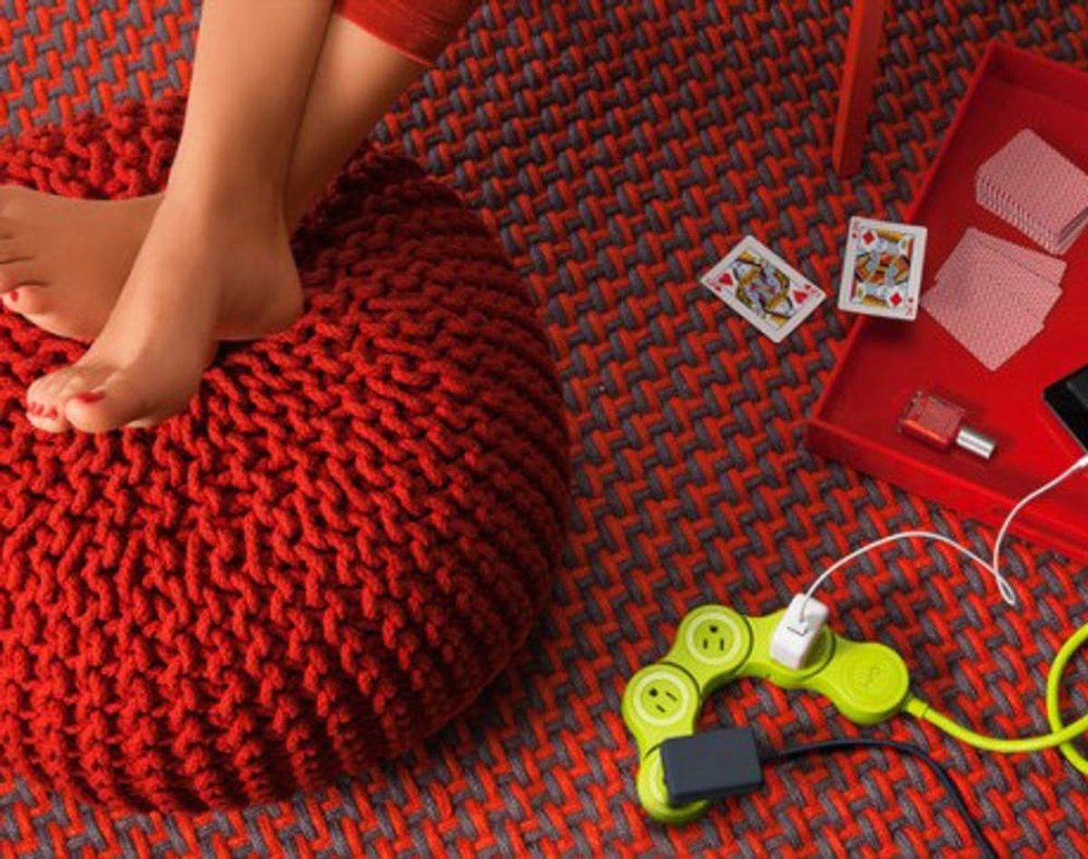 25 Tech Gifts Under $25: The Ultimate Tech Lover’s Wish List