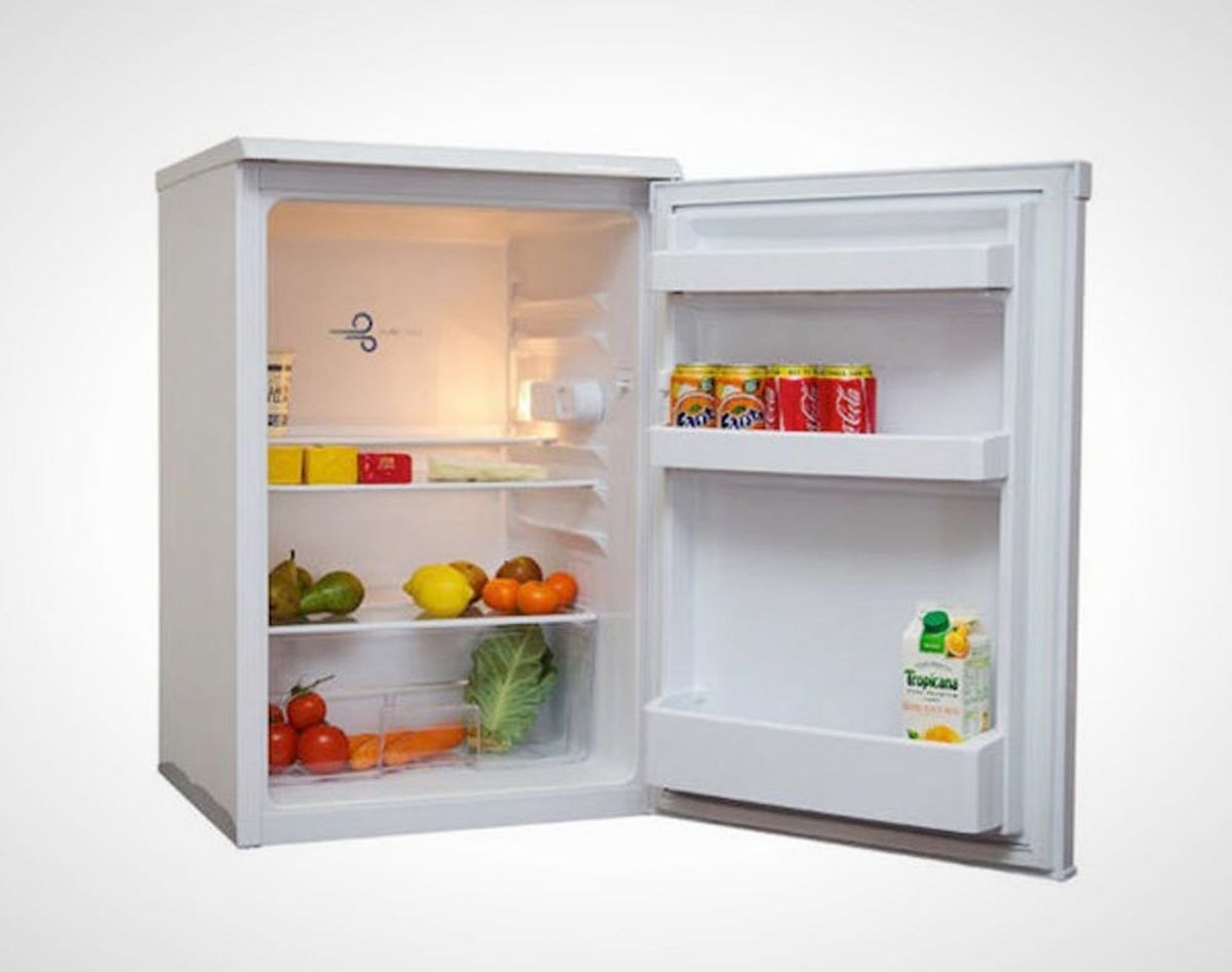 This Fridge Works Sans Power + Literally Saves Lives