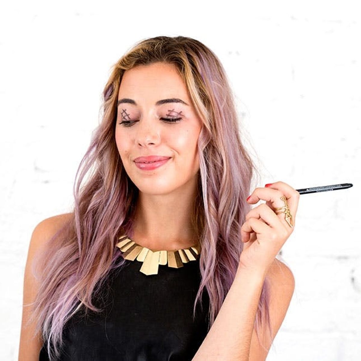 Beauty Mythbuster: Is This #Hashtag Really the Secret to Your Perfect Smokey Eye?