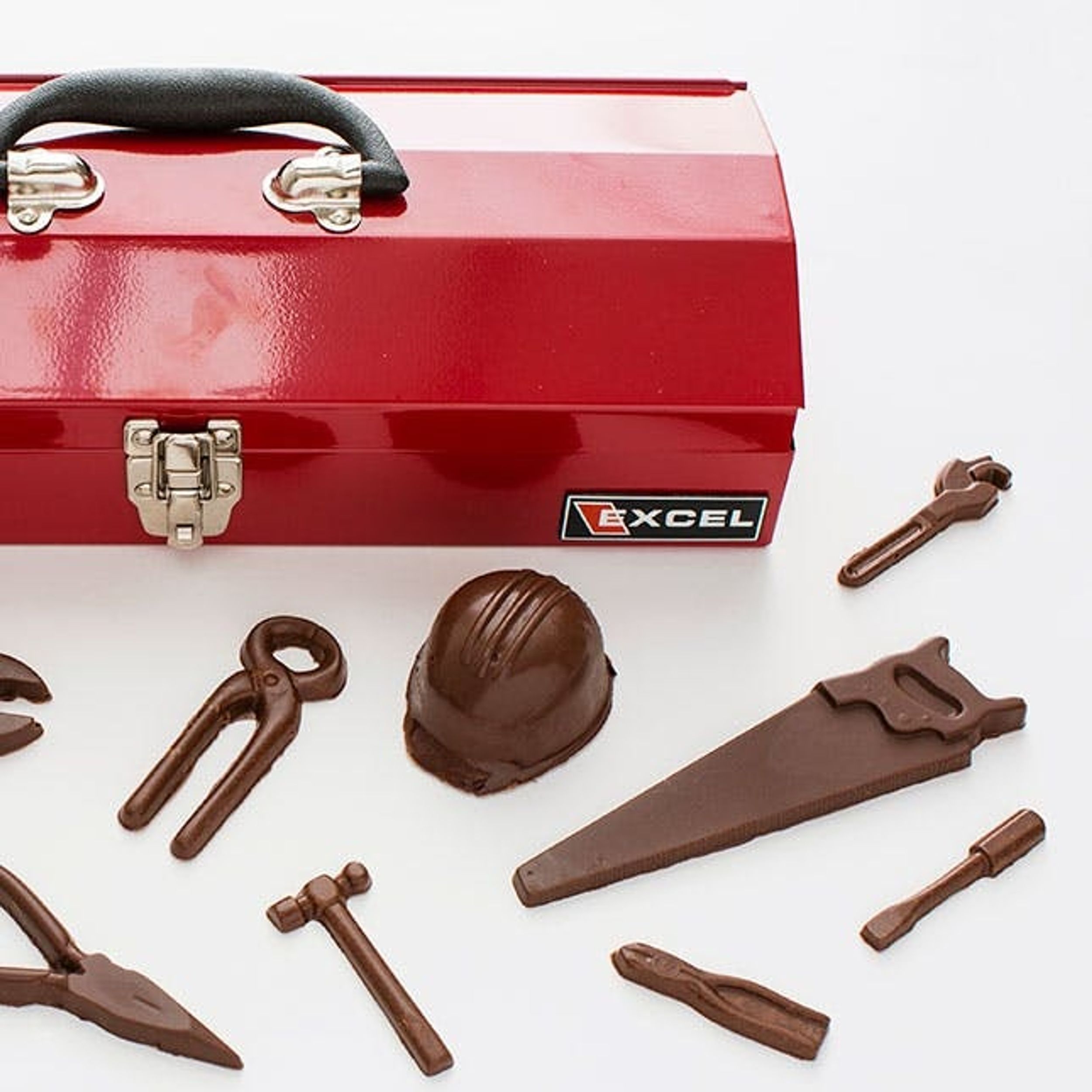 How to Make a Chocolate Toolbox for Father’s Day