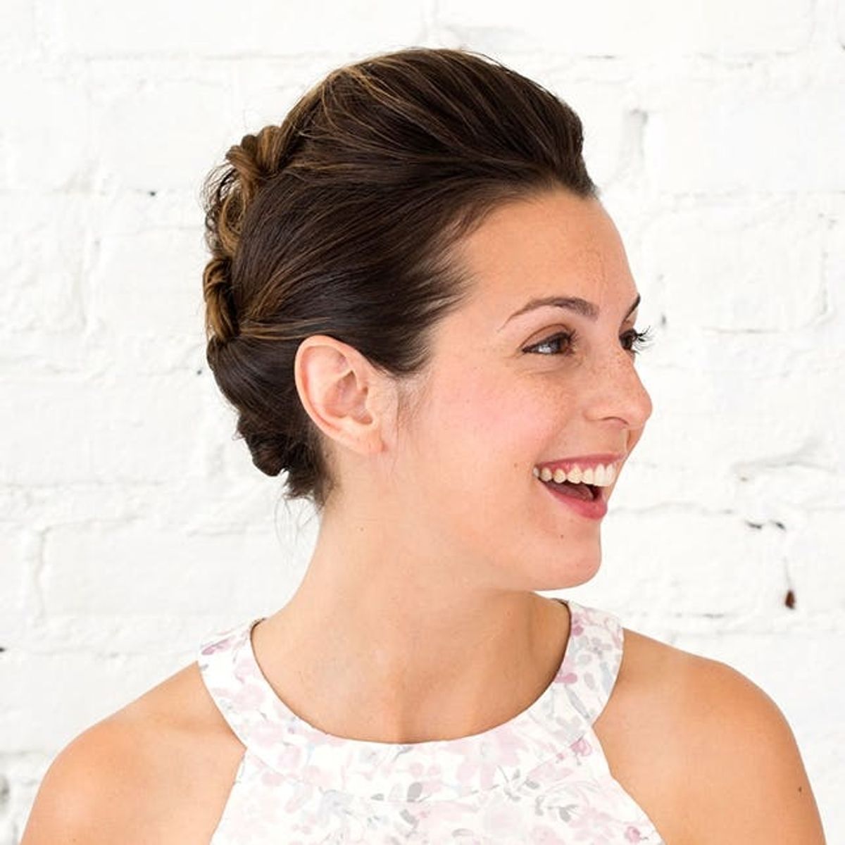 Short Hair? DO Care About These 3 Updos for Bridesmaids With Short Hairstyles!