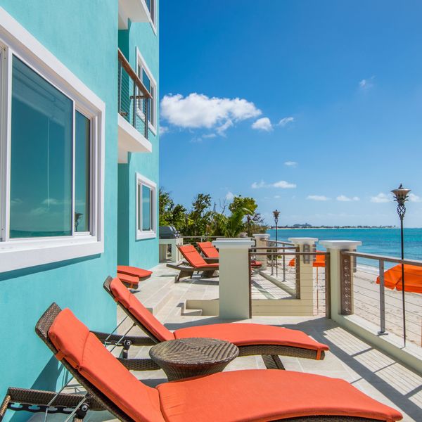 15 Beachfront Airbnbs to Make All Your Summer Dreams a Reality