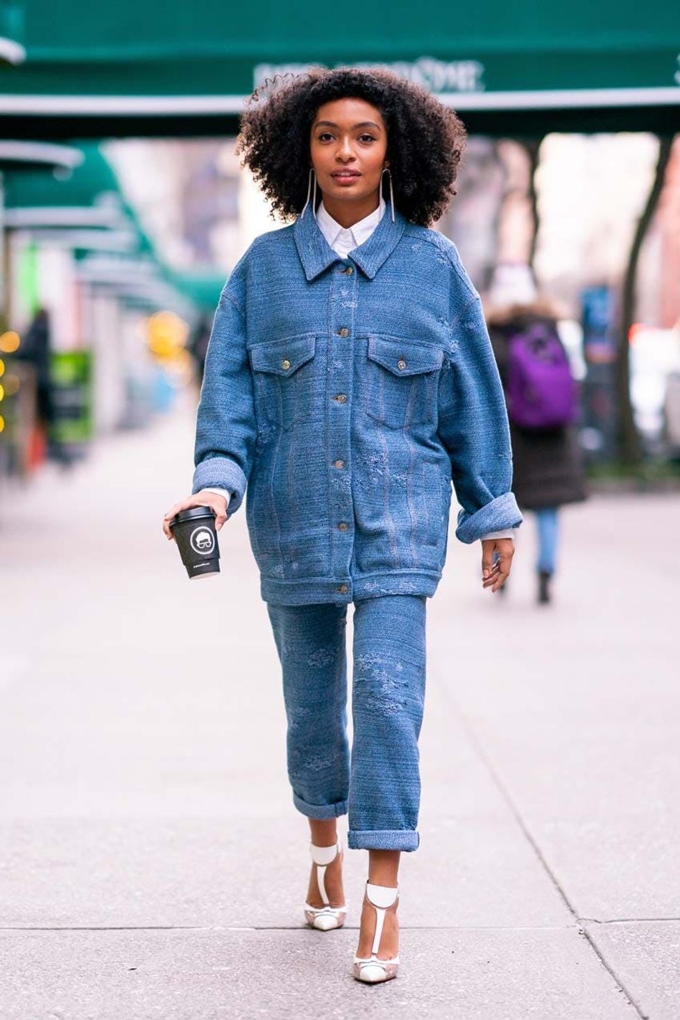 9 Creative Ways to Wear Jeans This Spring, According to Celebs - Brit + Co