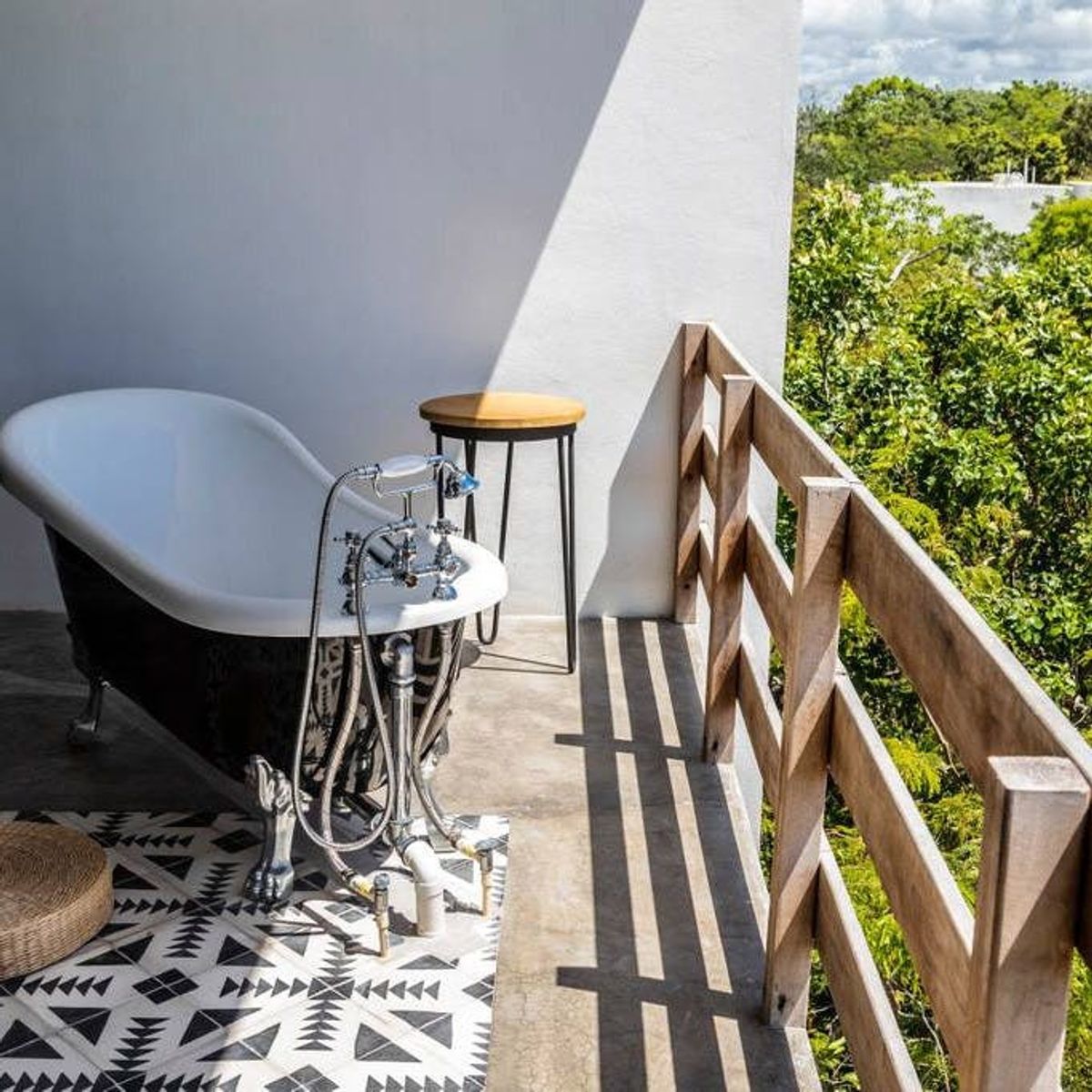 14 Jaw-Dropping Airbnbs We Can’t Wait to Visit in 2019