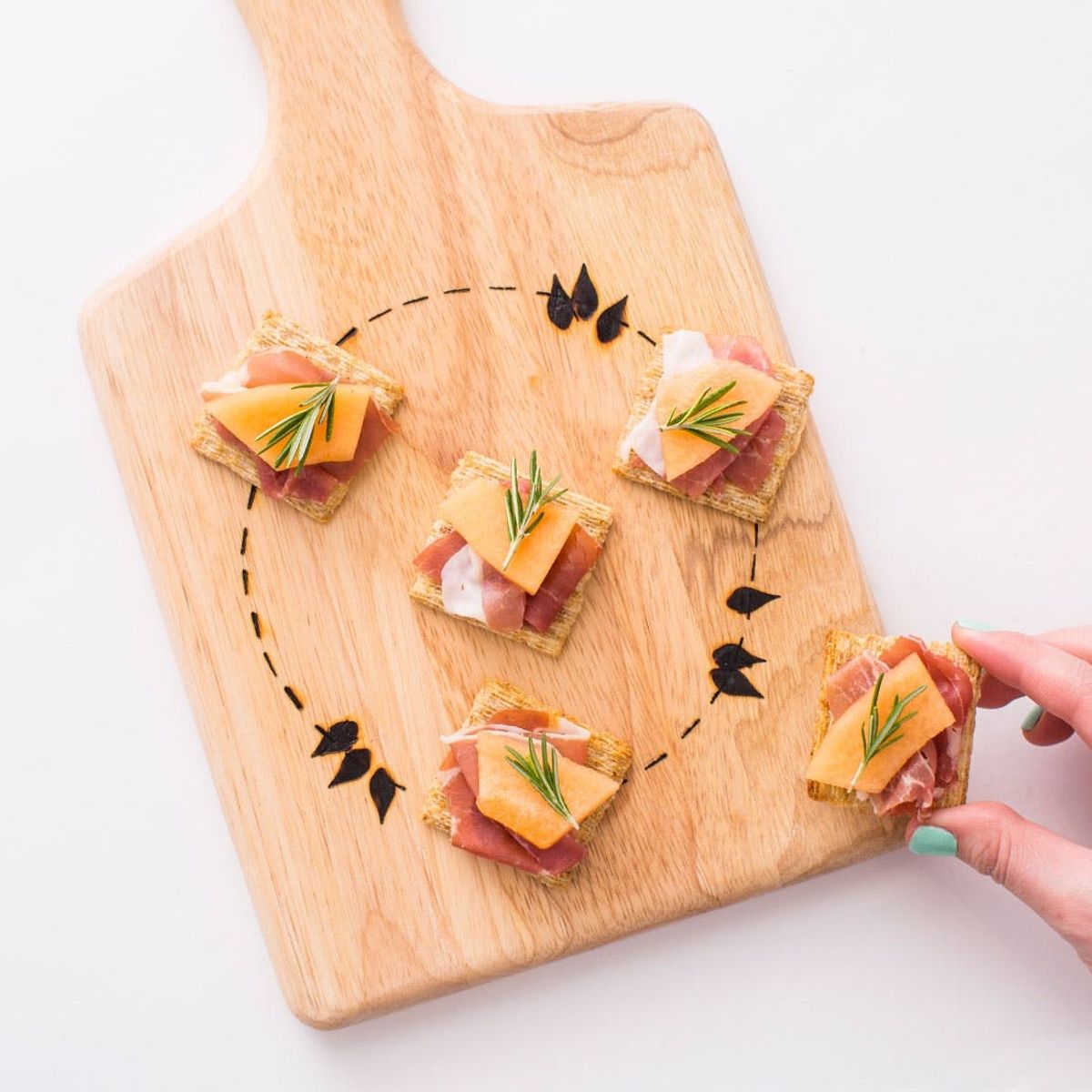 3 Creative Ways to Make a Wood-Burnt Serving Board