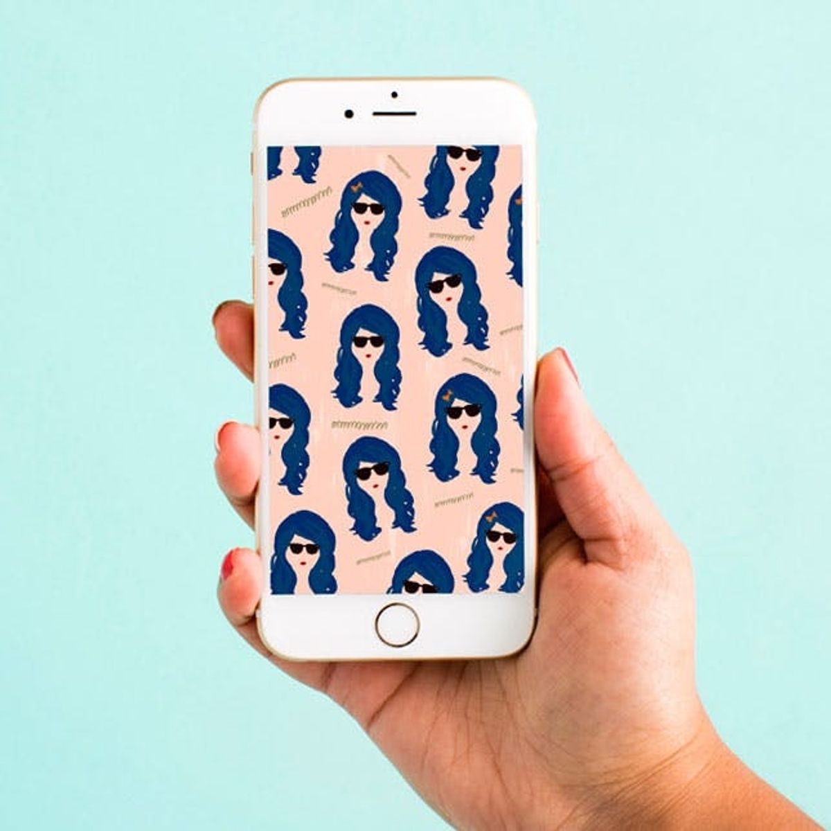 Download Now: Two Girly New Desktop + Smartphone Wallpapers