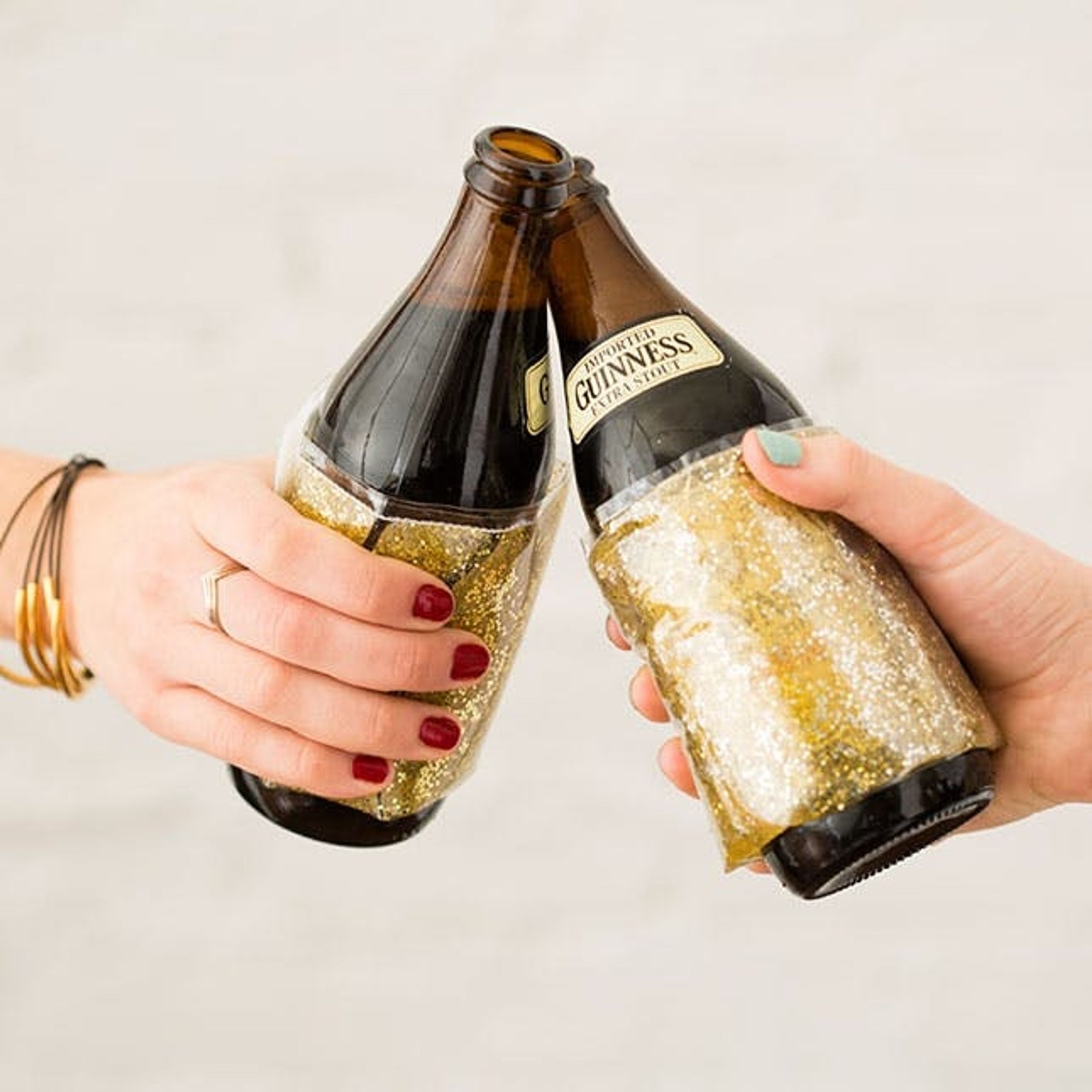 Make Your Beer Fancy With DIY Gold Cozy