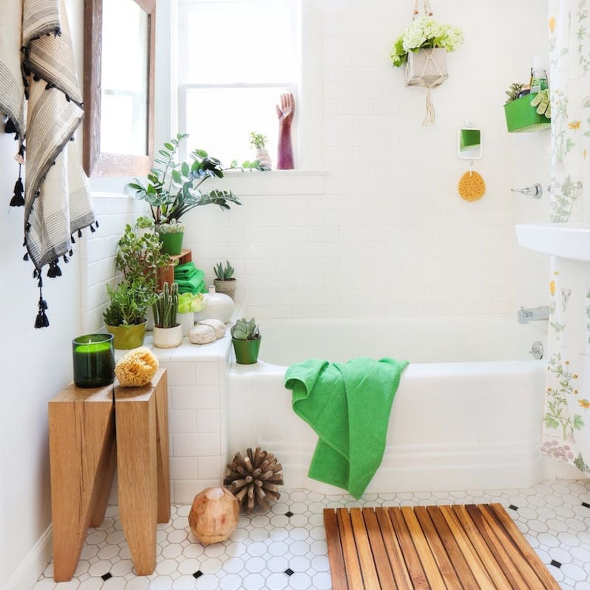 15 Ways to Make Over Your Small Bathroom Into a Spa-Worthy Escape