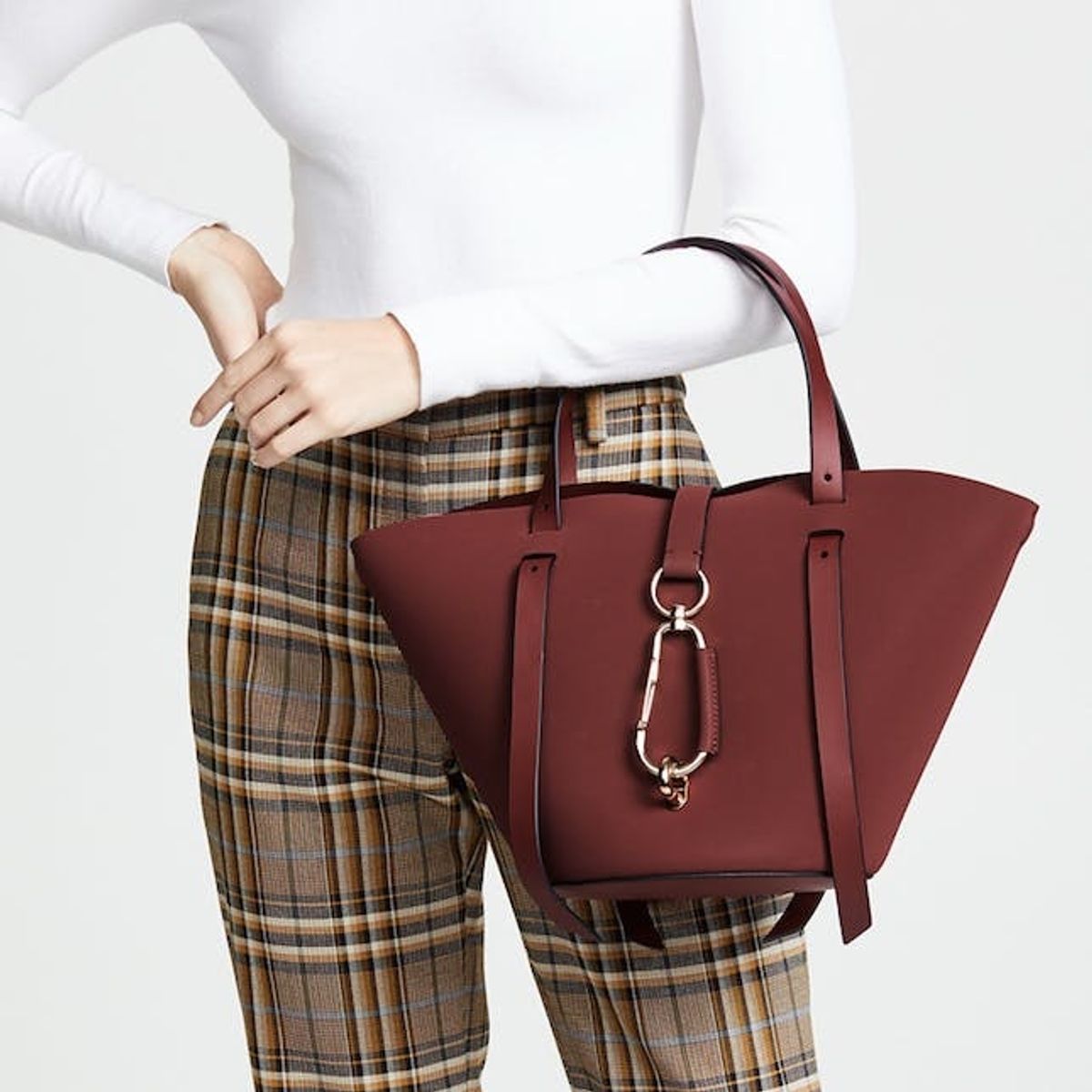 10 Fall Bags to Carry to Job Interviews (and Once You Land the Gig)