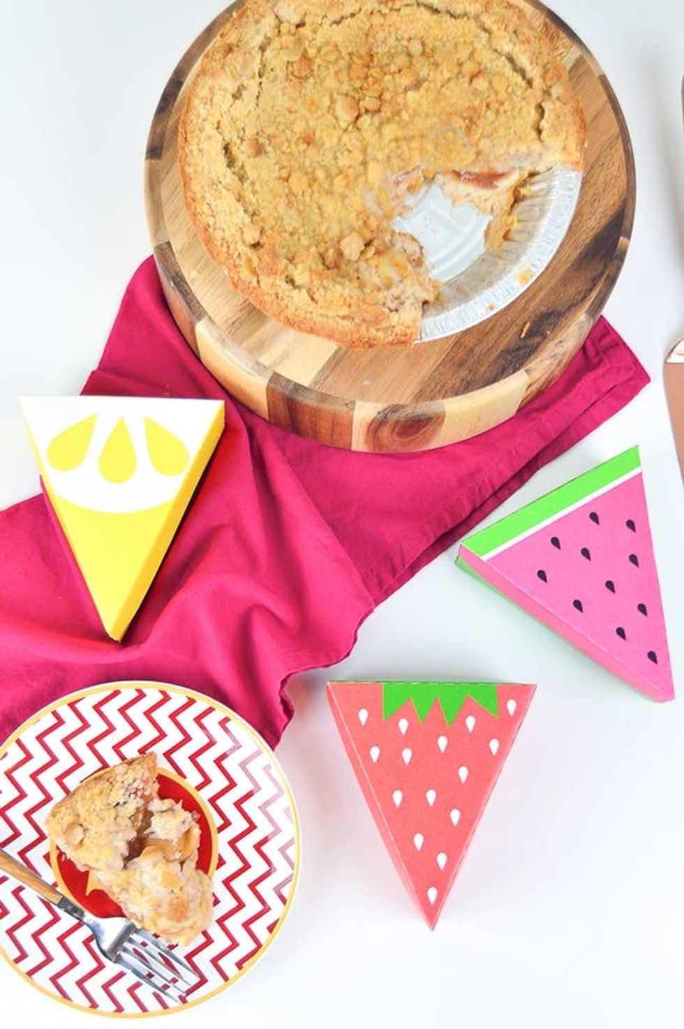 12 LastMinute DIYs for Picnics in the Park Brit + Co
