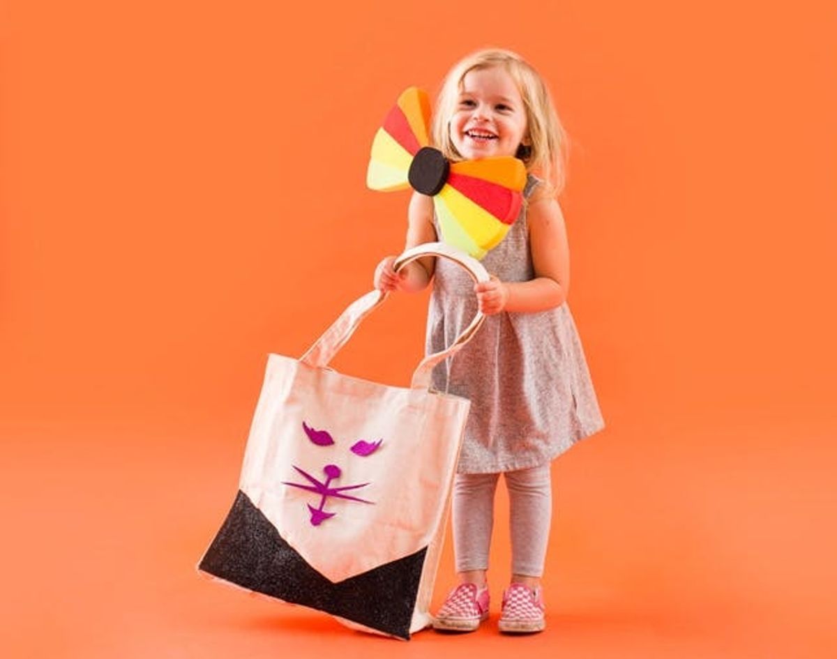 Turn Canvas Totes Into Tricked Out Treat Bags for Your Little Ones