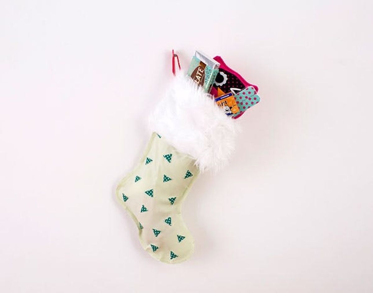 6 Creative Ways to DIY Your Holiday Stockings