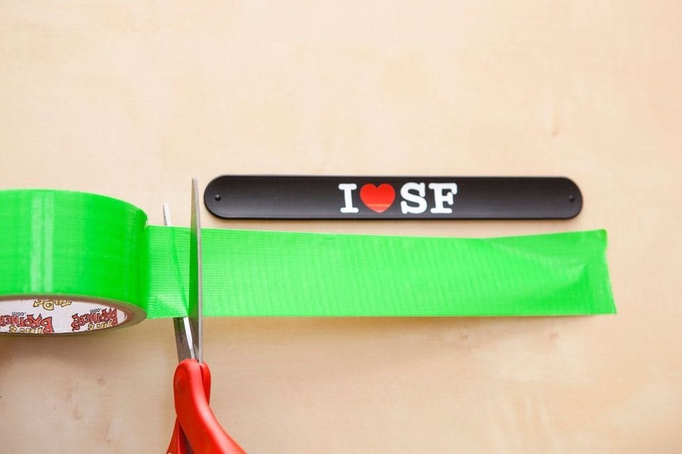 These Duct Tape Slap (Snap?) Bracelets Are ALL THAT! Brit + Co