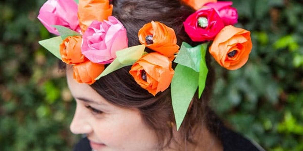 Diy Ranunculus How to Make Gorgeous Paper Ranunculi (+ 3 Ways to Use Them!) - Brit + Co