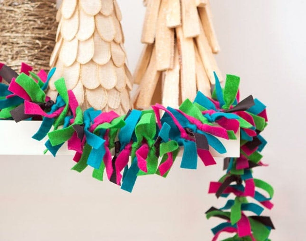DIY Basics: Knotted Felt and Leather Garland