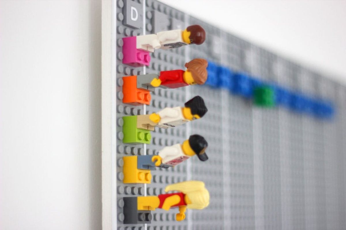 Made Us Look: A LEGO Calendar That Works With Your Smartphone