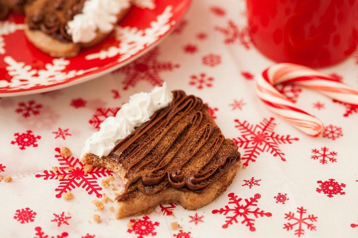 What’s Better Than a Cup of Hot Cocoa? This Holiday Hot Cocoa Cookies Recipe!