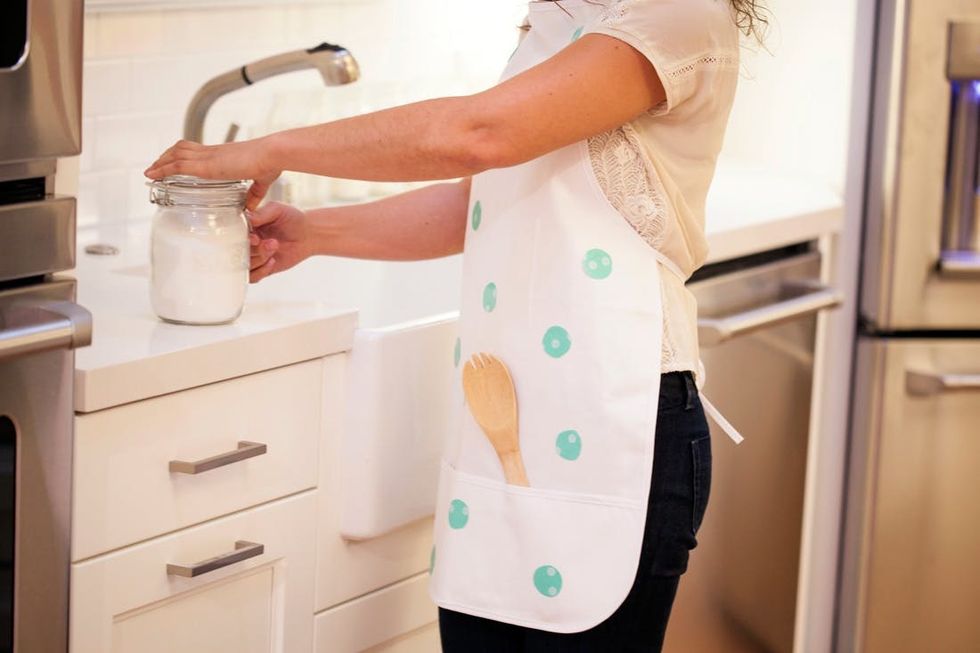 3 Ways to Trick Out a Basic White Apron Brit + Co