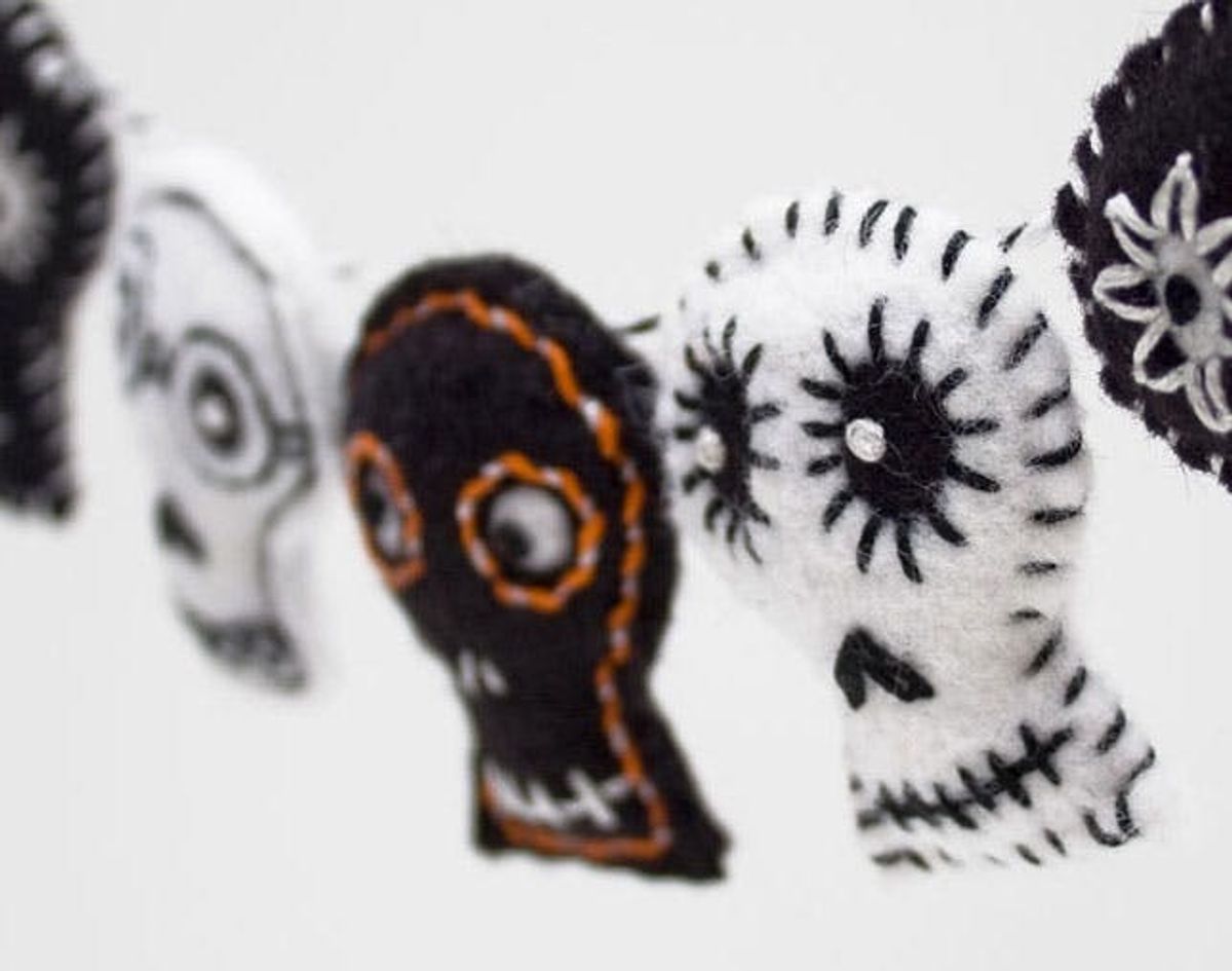 20 Festive Halloween Garlands You Can Buy and DIY