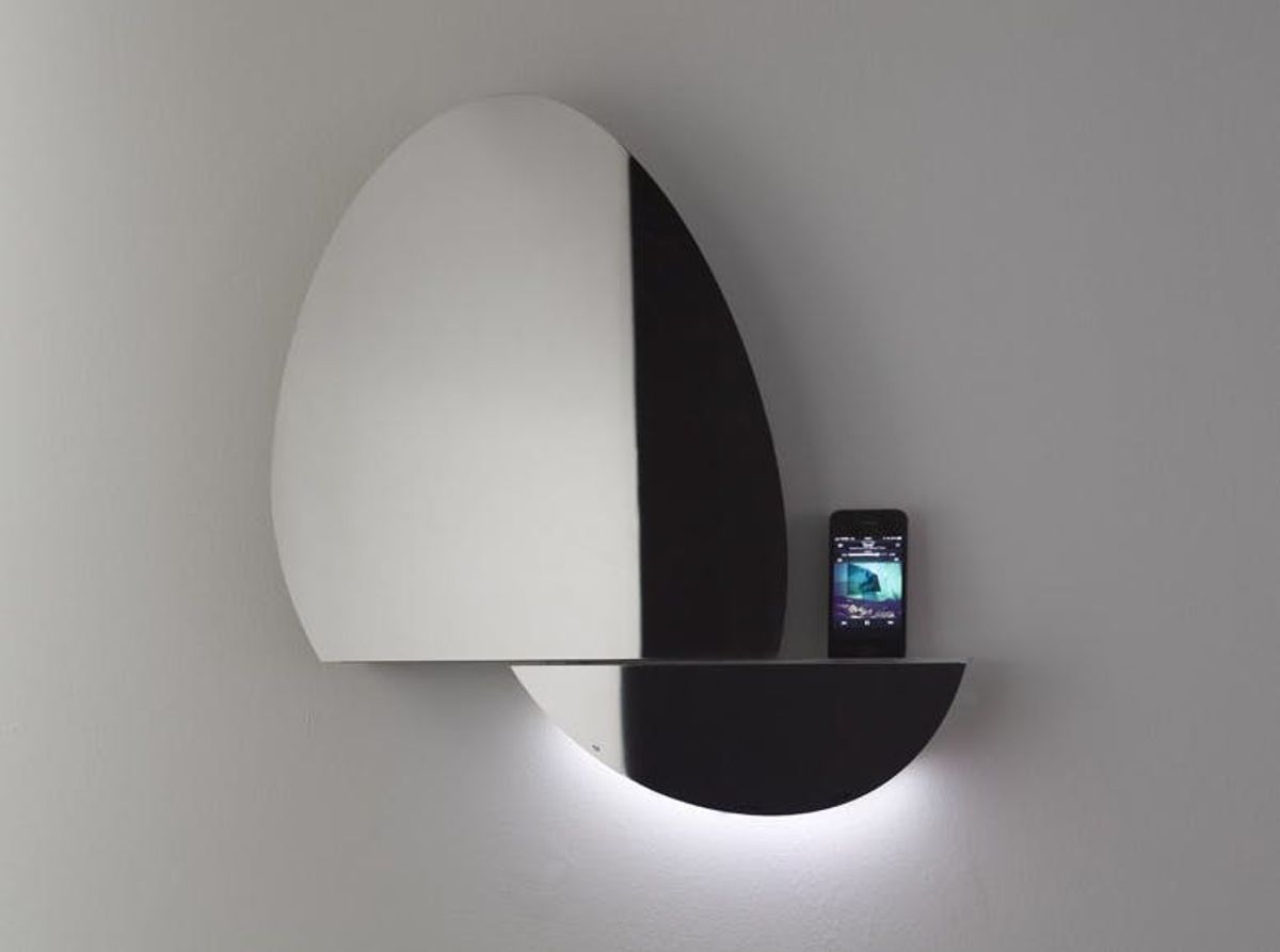 Made Us Look: A Mirror and a Phone Dock in One