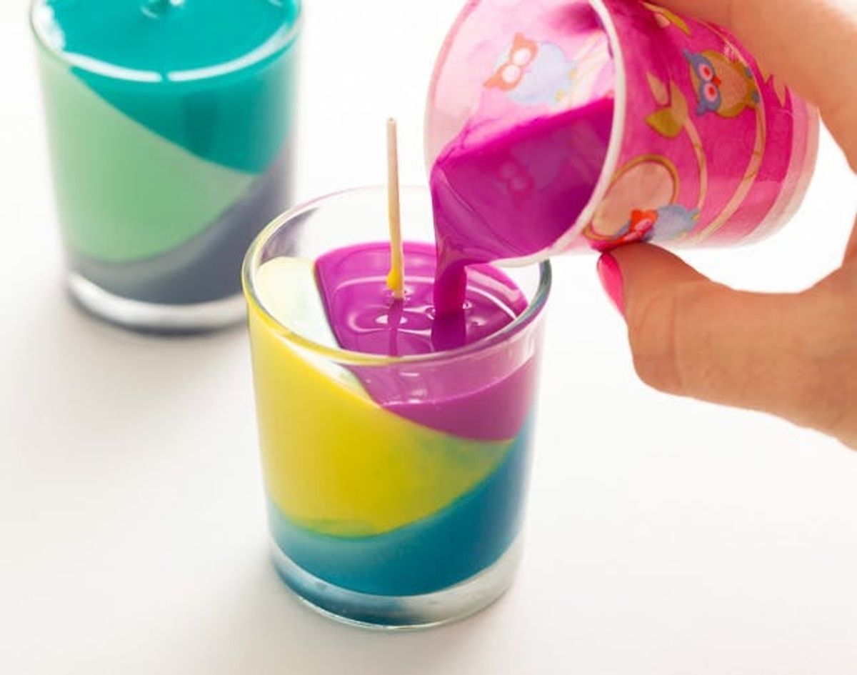 Use Crayons to Create Color Block Candles